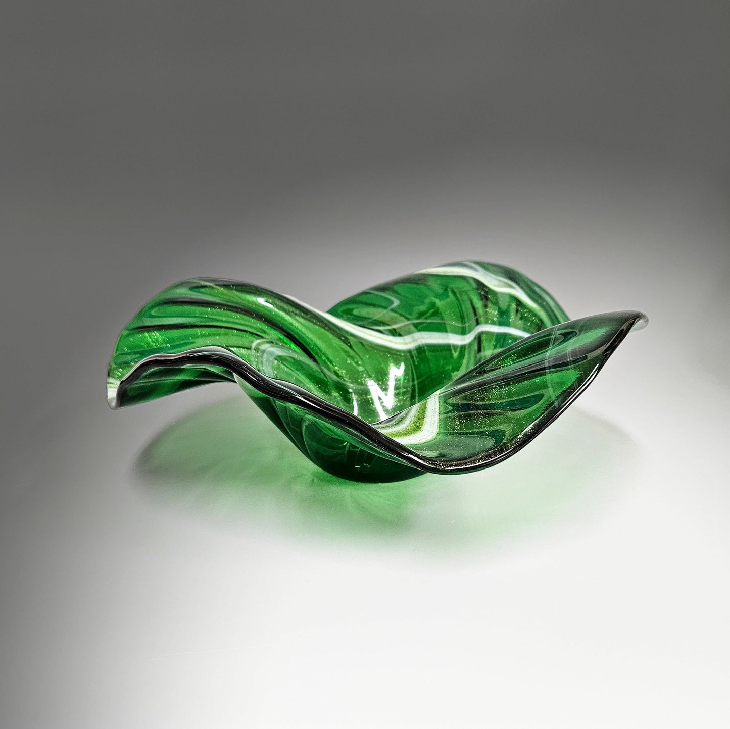 Glass Art Wave Bowl in Christmas Green