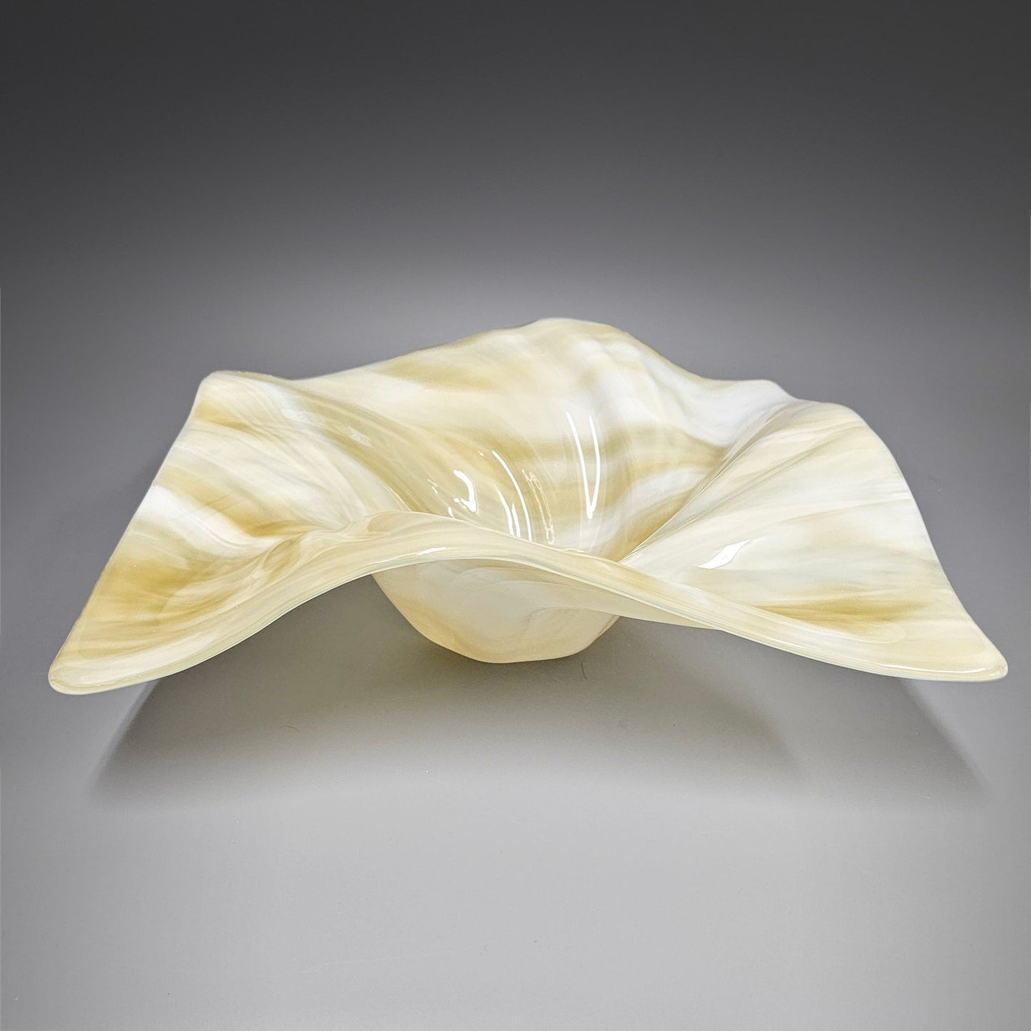 Glass Art Wave Bowl in Buttercream and White