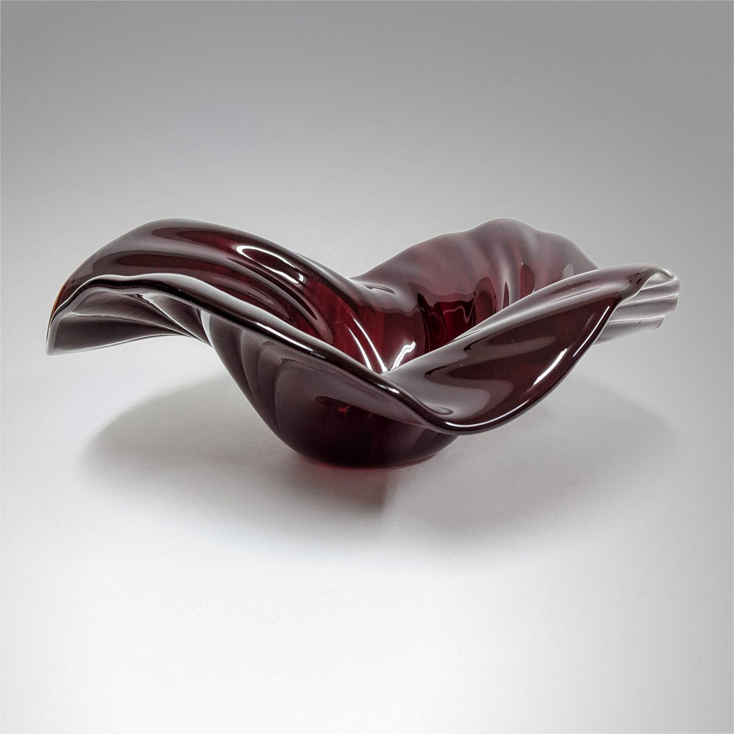 Glass Art Wave Bowl in Dark Brick Red